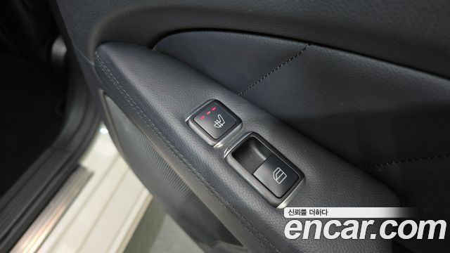 Mercedes-Benz CLS-Class 2012 — photo 16