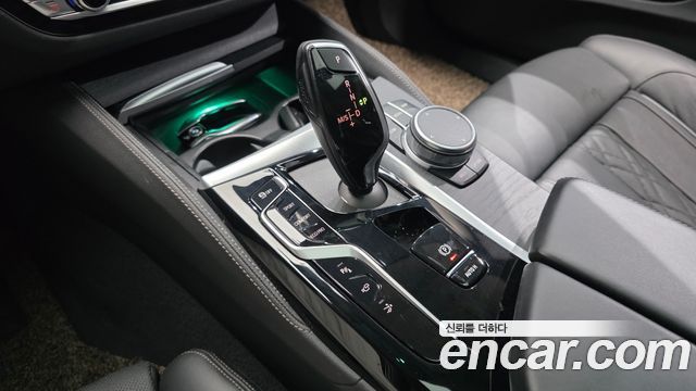 BMW Gran Turismo 2021 — photo 12