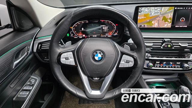 BMW Gran Turismo 2021 — photo 20