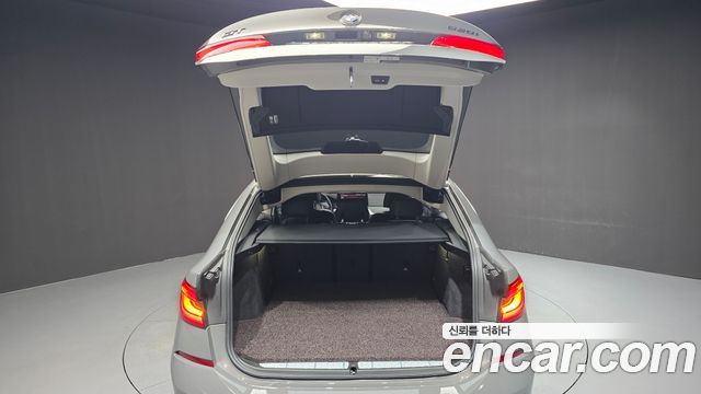 BMW Gran Turismo 2021 — photo 23