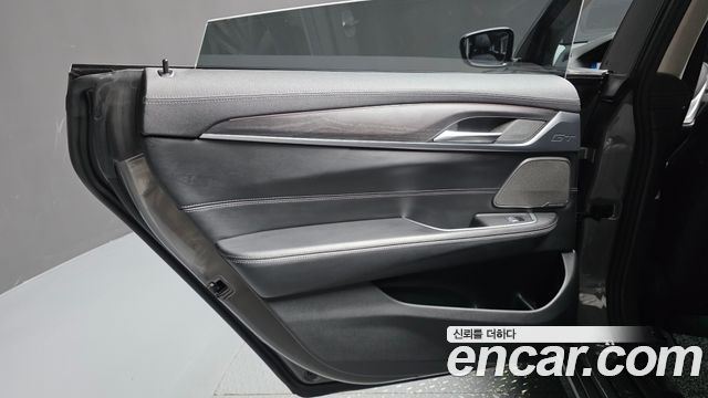 BMW Gran Turismo 2021 — photo 15