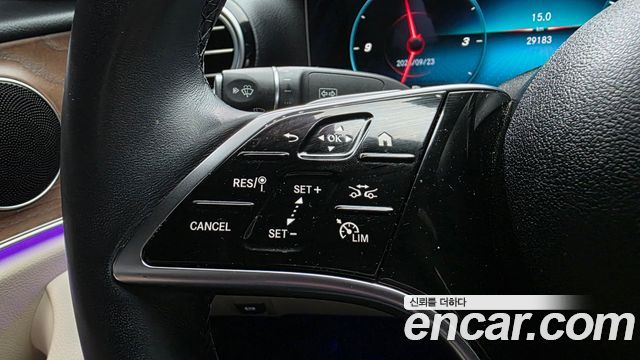 Mercedes-Benz E-Class 2023 — photo 24