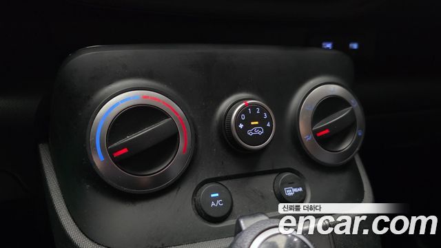 Hyundai Casper 2023 — photo 26
