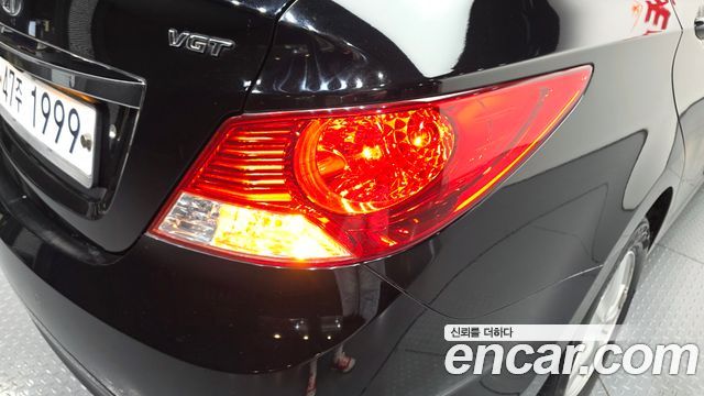 Hyundai Accent 2012 — photo 9
