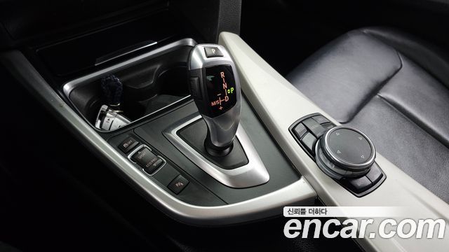 BMW 4-Series 2015 — photo 9
