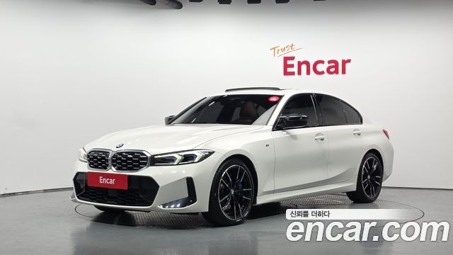 BMW 3-Series 2023 — photo 1
