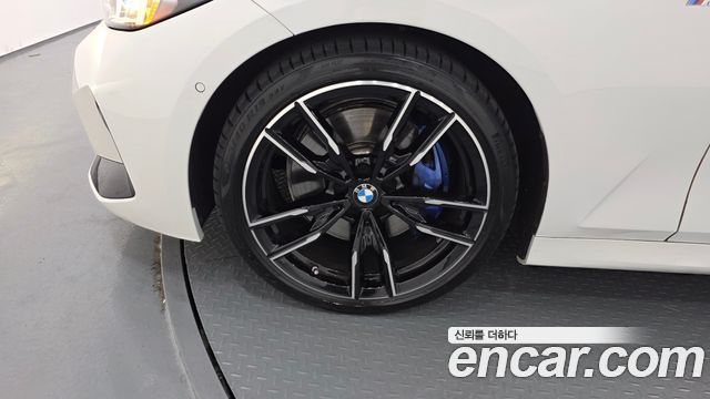 BMW 3-Series 2023 — photo 5