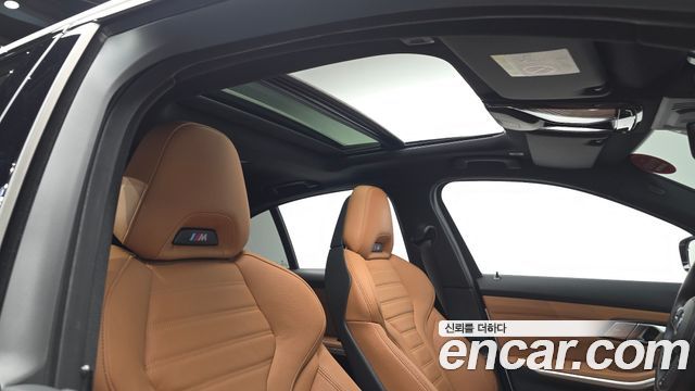 BMW 3-Series 2023 — photo 24