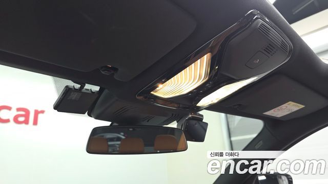 BMW 3-Series 2023 — photo 25