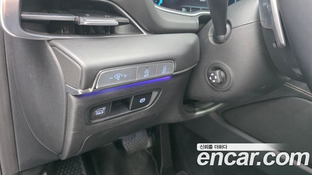 Genesis GV80 2023 — photo 12