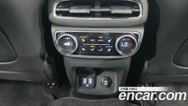 Genesis GV80 2023 — photo 19