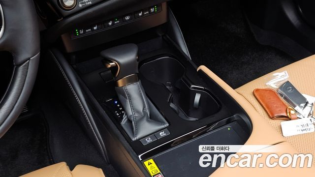 Lexus ES 2026 — photo 12