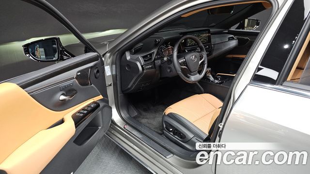 Lexus ES 2026 — photo 13