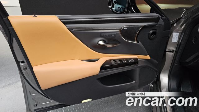 Lexus ES 2026 — photo 14