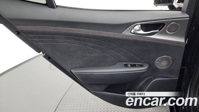 Kia Stinger 2022 — photo 15