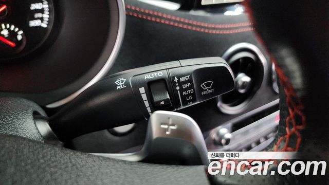 Kia Stinger 2022 — photo 28