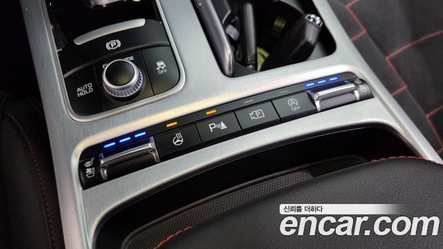 Kia Stinger 2022 — photo 31
