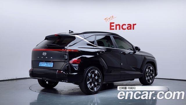 Hyundai Kona 2023 — photo 2