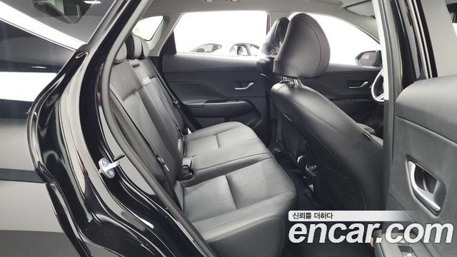 Hyundai Kona 2023 — photo 17