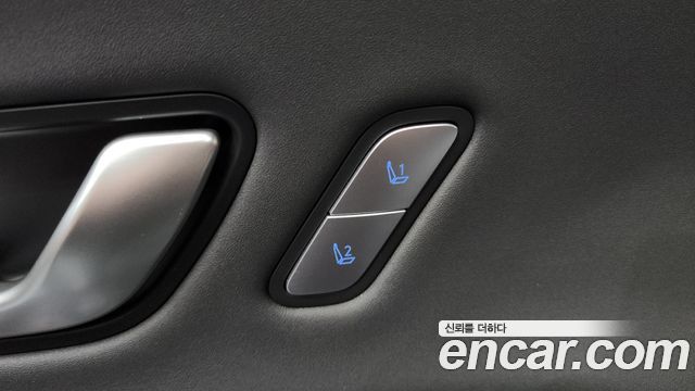 Hyundai Kona 2023 — photo 30
