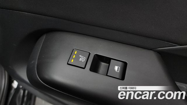 Hyundai Kona 2023 — photo 31