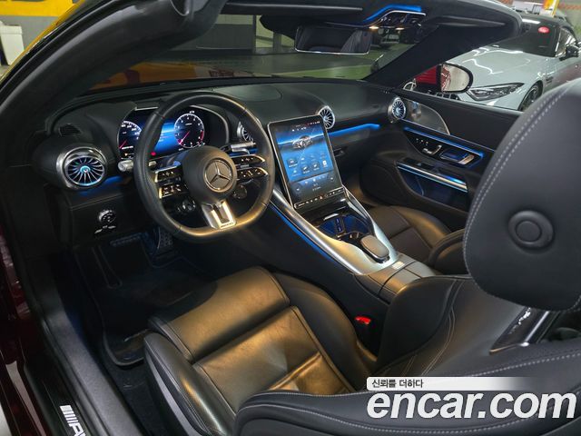 Mercedes-Benz SL-Class 2023 — photo 17