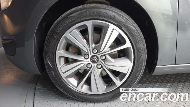 Citroën / DS C4 Picasso 2015 — photo 5