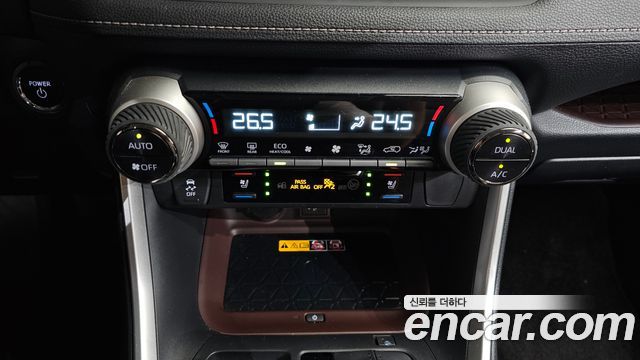 Toyota RAV4 2024 — photo 22