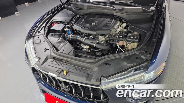 Maserati Levante 2022 — photo 6