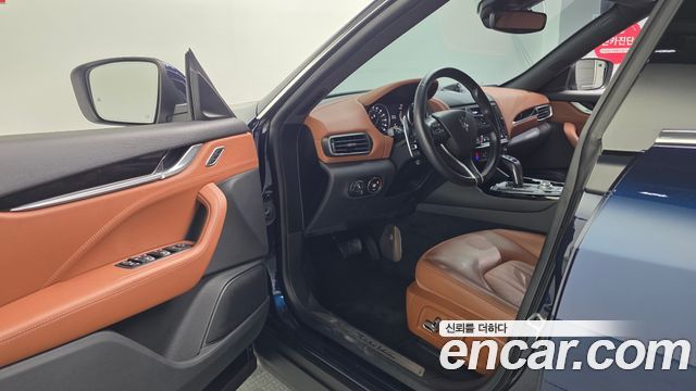 Maserati Levante 2022 — photo 10