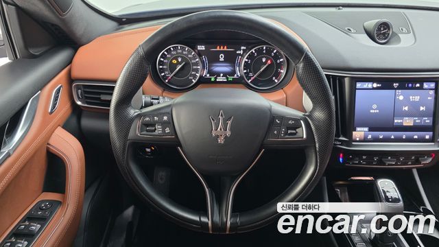 Maserati Levante 2022 — photo 13