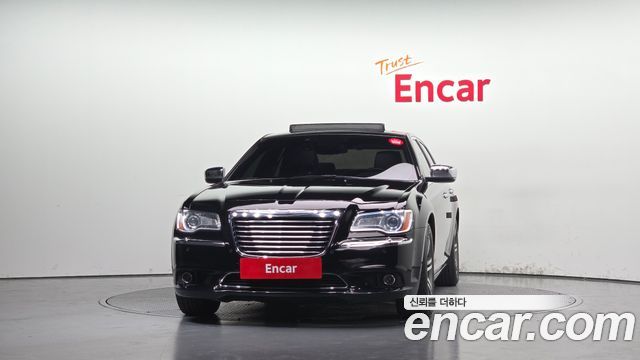 Chrysler 300C 2012 — photo 3