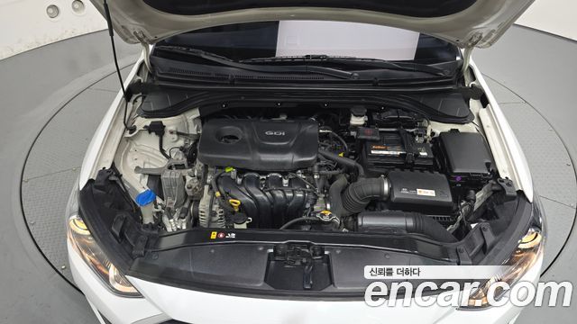 Hyundai AVANTE 2017 — photo 6