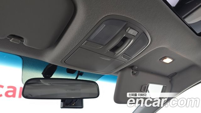 Hyundai AVANTE 2017 — photo 27