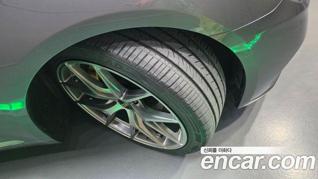 Hyundai Genesis 2016 — photo 18