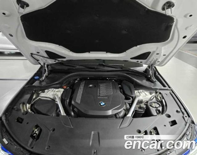 BMW Gran Turismo 2023 — photo 6