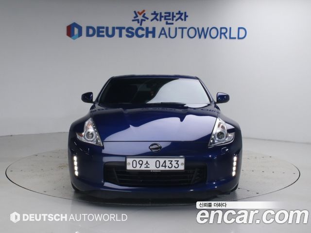 Nissan 370Z 2016 — photo 3