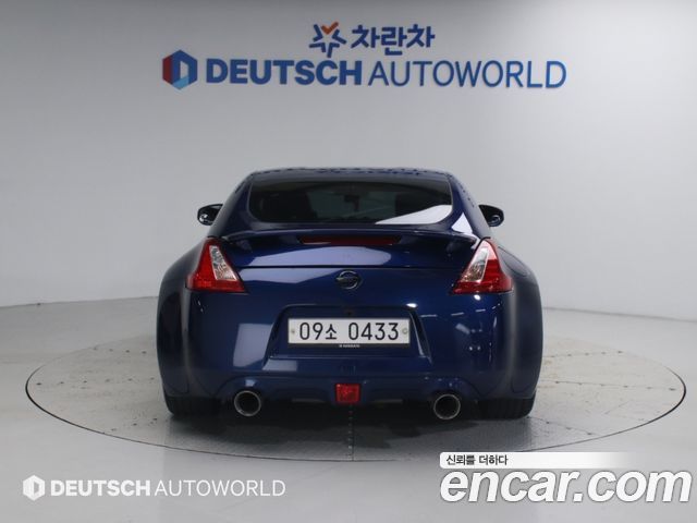 Nissan 370Z 2016 — photo 4