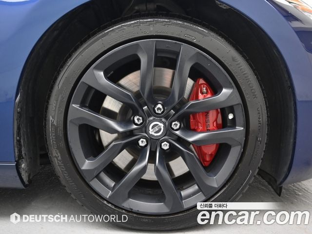 Nissan 370Z 2016 — photo 5