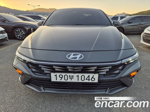 Hyundai AVANTE 2024 — photo 1