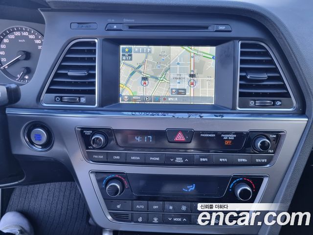 Hyundai Sonata 2016 — photo 13