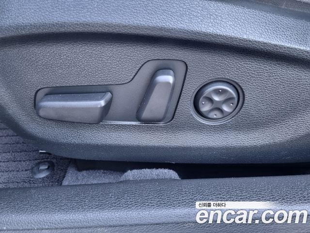 Hyundai Sonata 2016 — photo 17