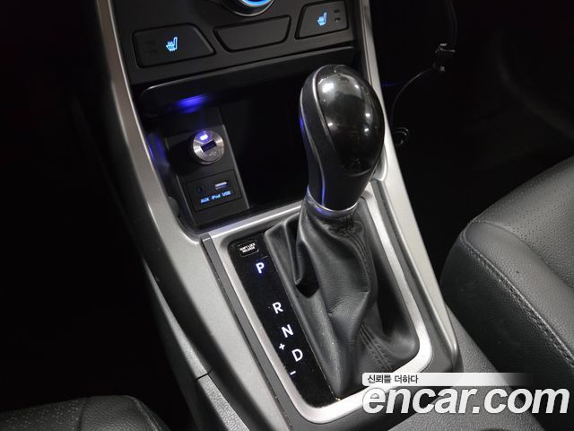 Hyundai AVANTE 2016 — photo 9