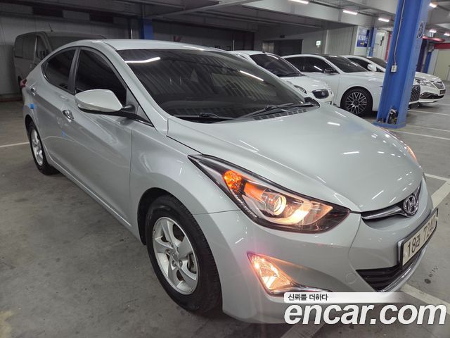 Hyundai AVANTE 2016 — photo 11