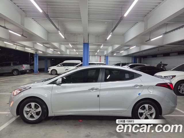 Hyundai AVANTE 2016 — photo 14