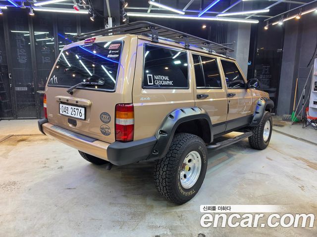 Jeep Cherokee 1999 — photo 4