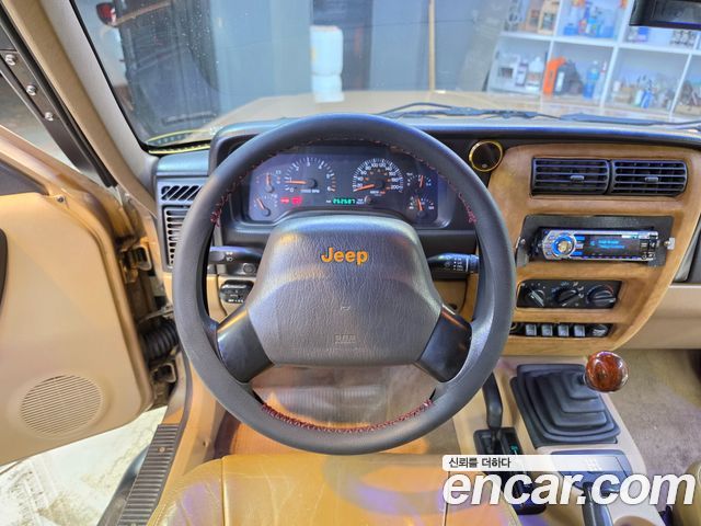 Jeep Cherokee 1999 — photo 9