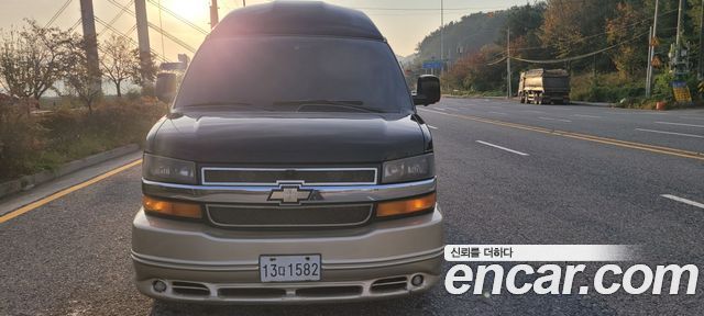 Chevrolet Express Van 2007 — photo 2