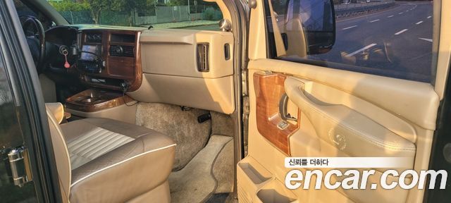 Chevrolet Express Van 2007 — photo 11
