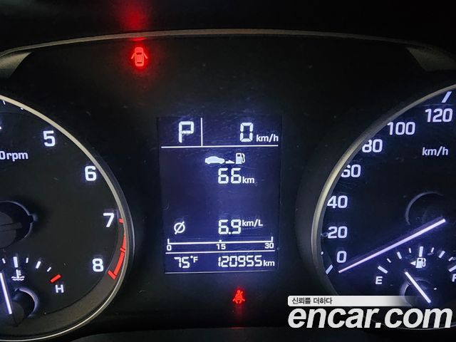 Hyundai AVANTE 2016 — photo 8